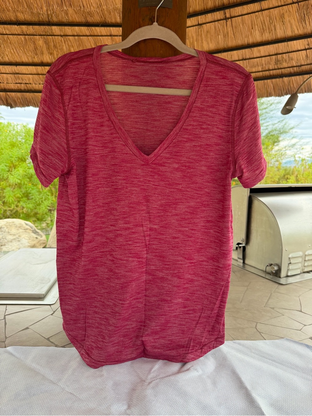 lululemon athletica Heather Raspberry V-Neck Short Sleeve Tee